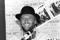 BK1001_Maurice_GIBB_P