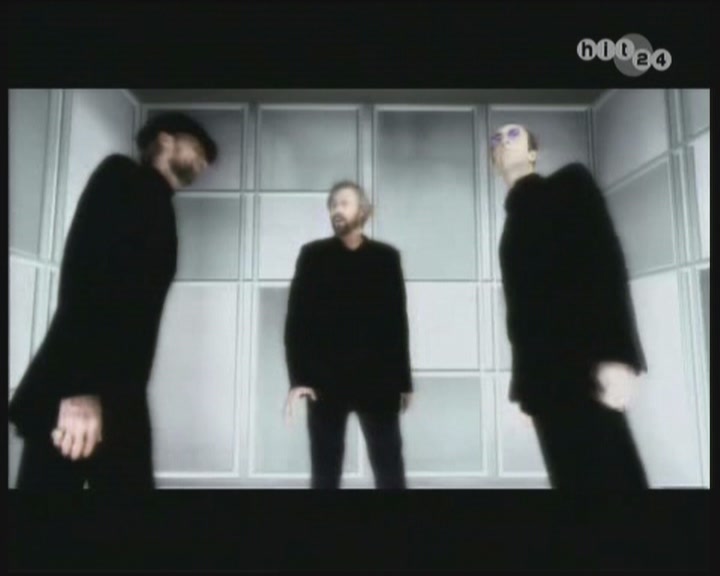 alone-4