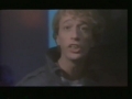 boysdofallinlove-15